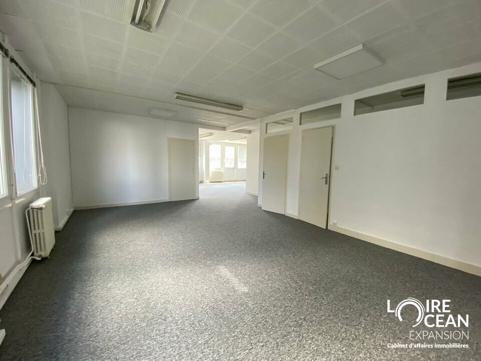 Bureaux PMR – Belles prestations – Stationnements privatifs