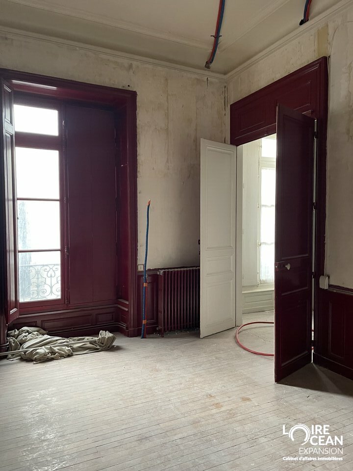 À louer, plateau de bureaux de 280 m²  Quai de Versailles