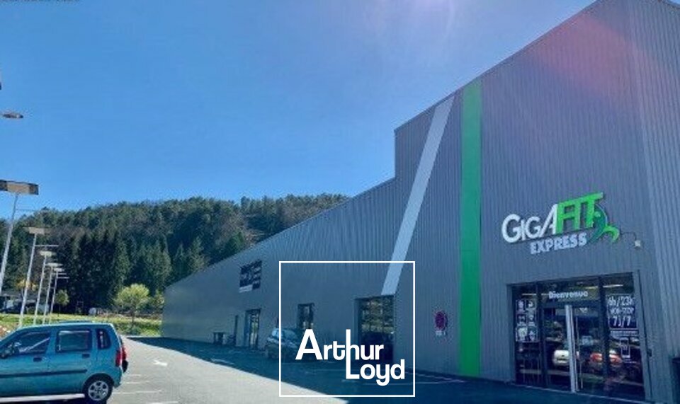 A louer Local commercial  330m² Terrasson-Lavilledieu