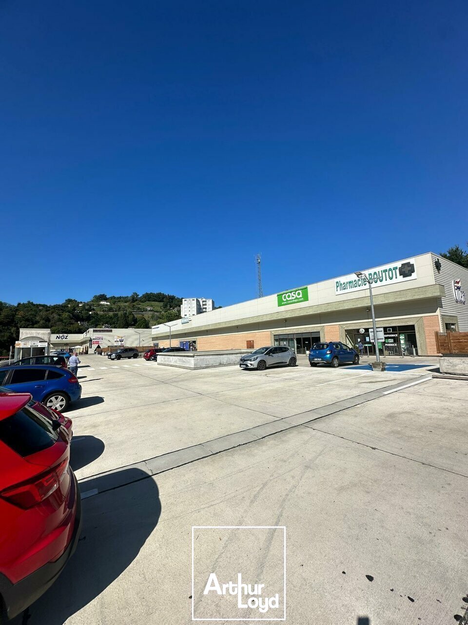 A louer Local commercial  636.4m² Tulle