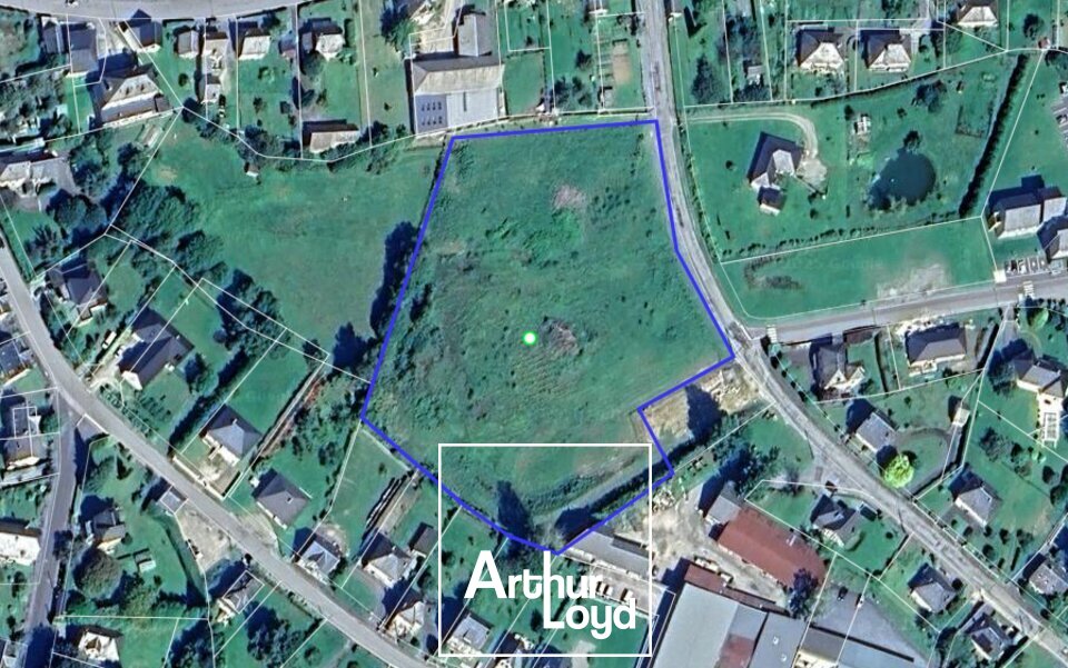 A vendre Terrain 12970m² Égletons