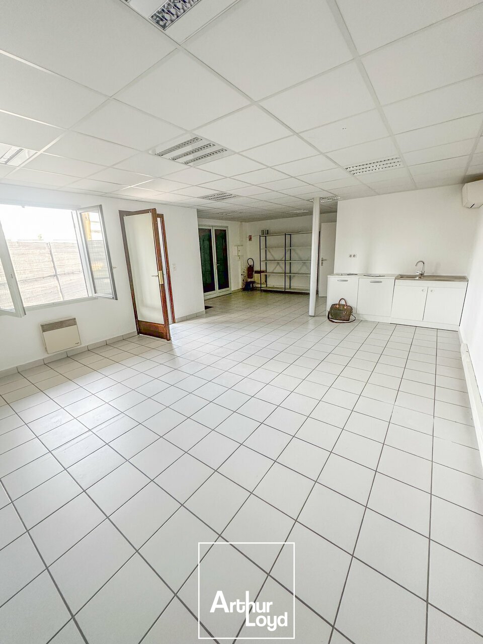 A louer Bureaux 48m² Brive-la-Gaillarde