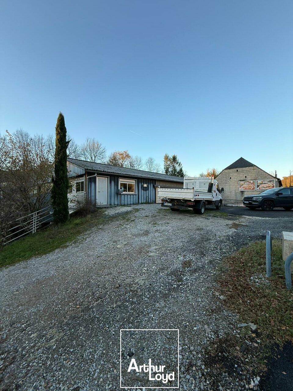 A louer Locaux d'activité 236m² Malemort