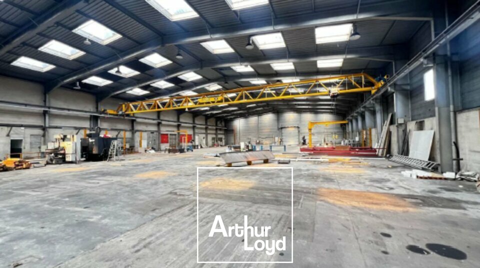 A vendre Locaux d'activité 1800m² Périgueux