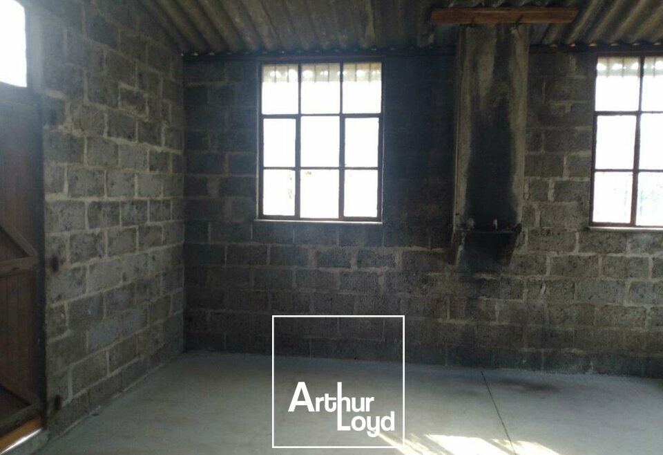 A vendre Entrepôt 45m² Brive-la-Gaillarde