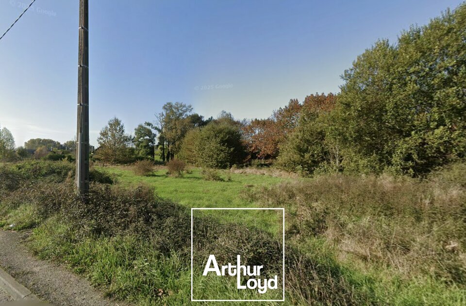 Parcelle de 4 600 m² pour Implantation d'Entreprise  Terrain Plat