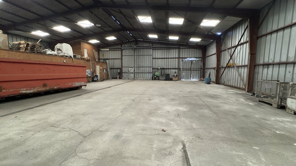 A louer Locaux d'activité 525m² Corrèze