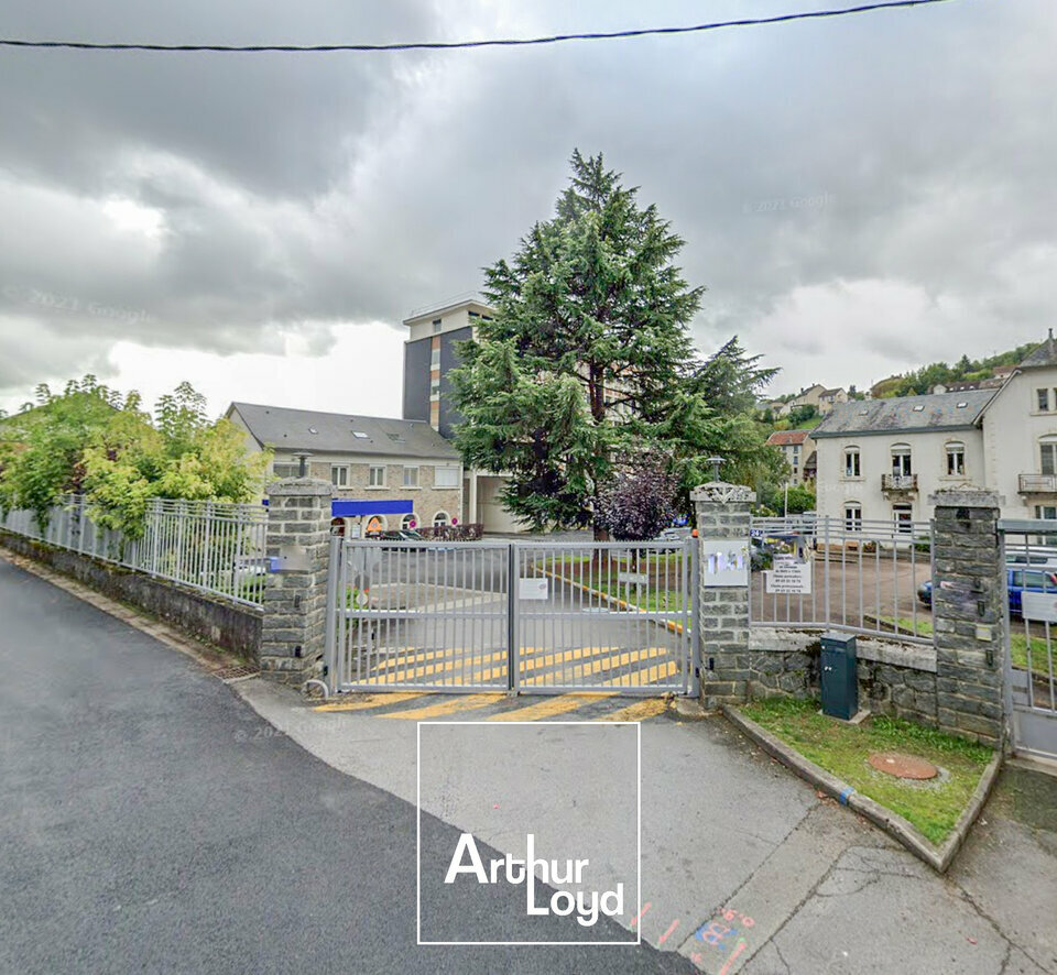 A louer Bureaux 7421m² Tulle