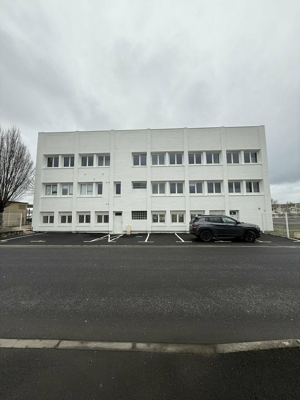 A louer Bureaux 558m² Malemort