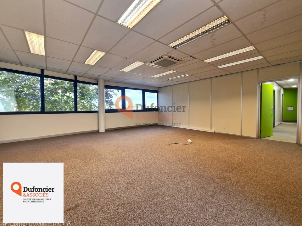 BUREAUX À LOUER  177,20 M²  FUTUROSCOPE  AVENUE THOMAS EDISON