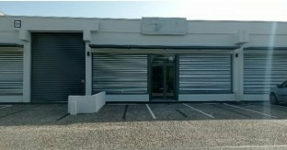 LOCAL COMMERCIAL - SHOWROOM A LOUER 720 M² - ARTIGUES PRES BORDEAUX