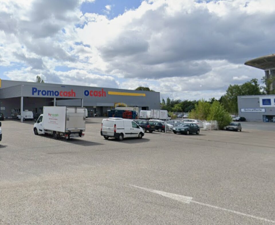 LOCAL D'ACTIVITE A LOUER 1600 M² - LIBOURNE ZA LES DAGUEYS