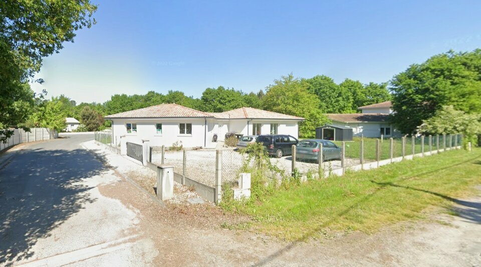 A louer Bureaux 310m² Saint-Jean-d'Illac