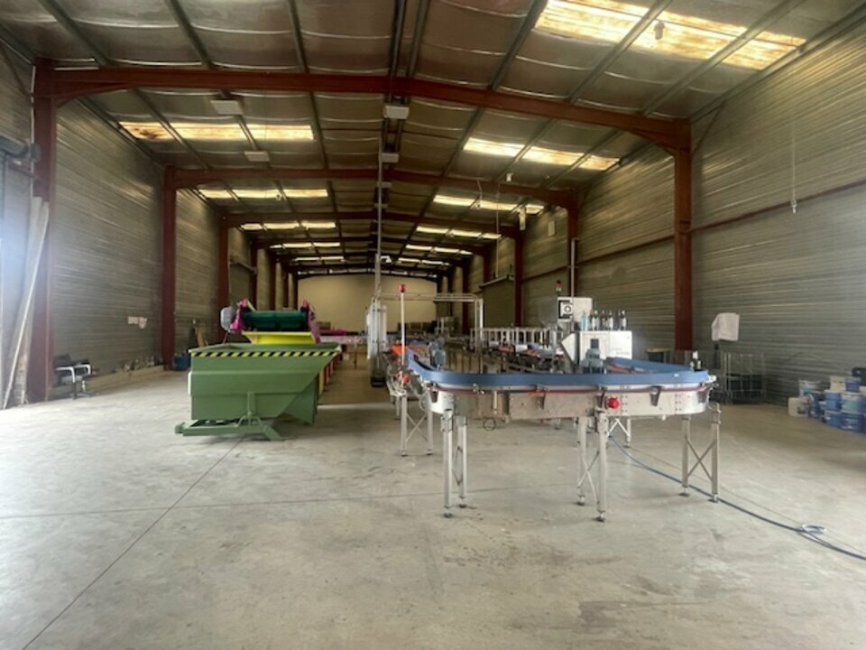 ENTREPOT A LOUER A BEGLES - 3 QUAIS - BUREAUX