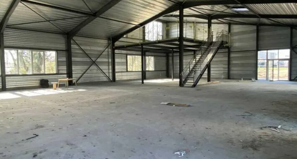 A VENDRE- LOCAL D'ACTIVITES 427 M² - LE BOUSCAT ZA GODARD