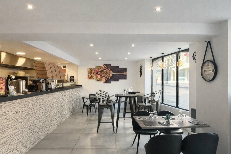 Local commercial à vendre - 250.0 m2 - 01 - Ain