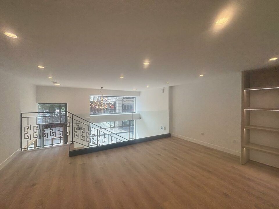 Local commercial à vendre - 71.0 m2 - 73 - Savoie