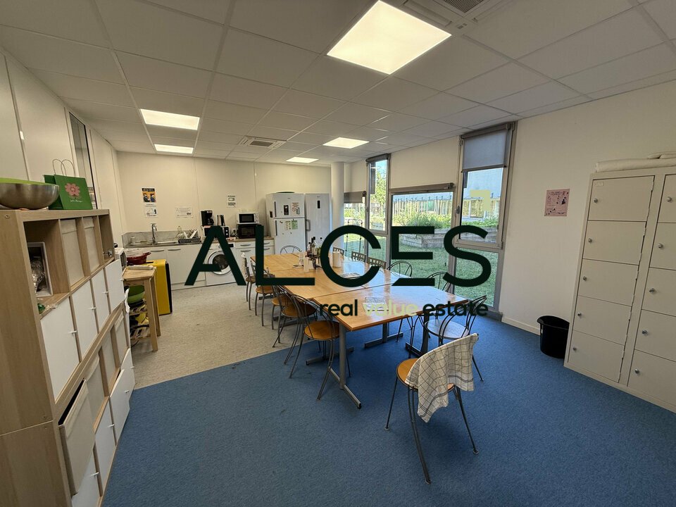BUREAUX À LOUER CANÉJAN