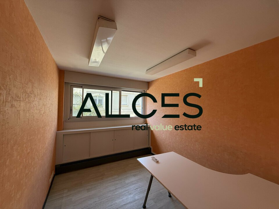 BUREAUX À VENDRE CAUDÉRAN